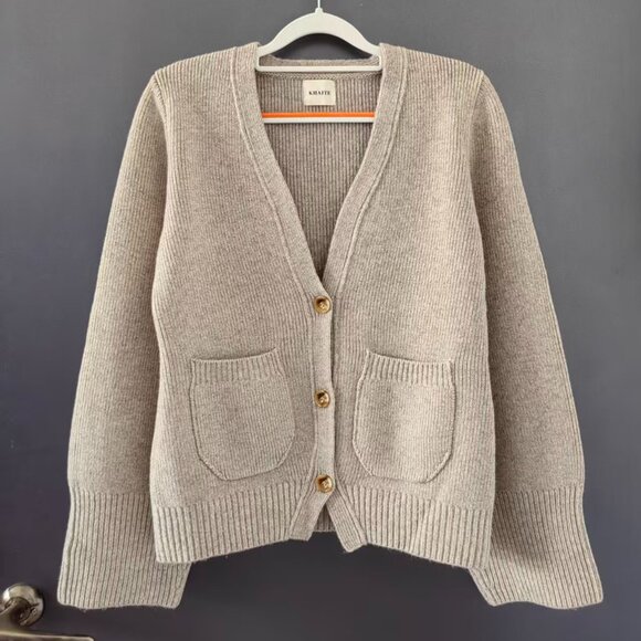 Khaite Beige Ribbed V-Neck Cardigan | NWT | 100% Wool | Size S/M - Picture 1 of 10